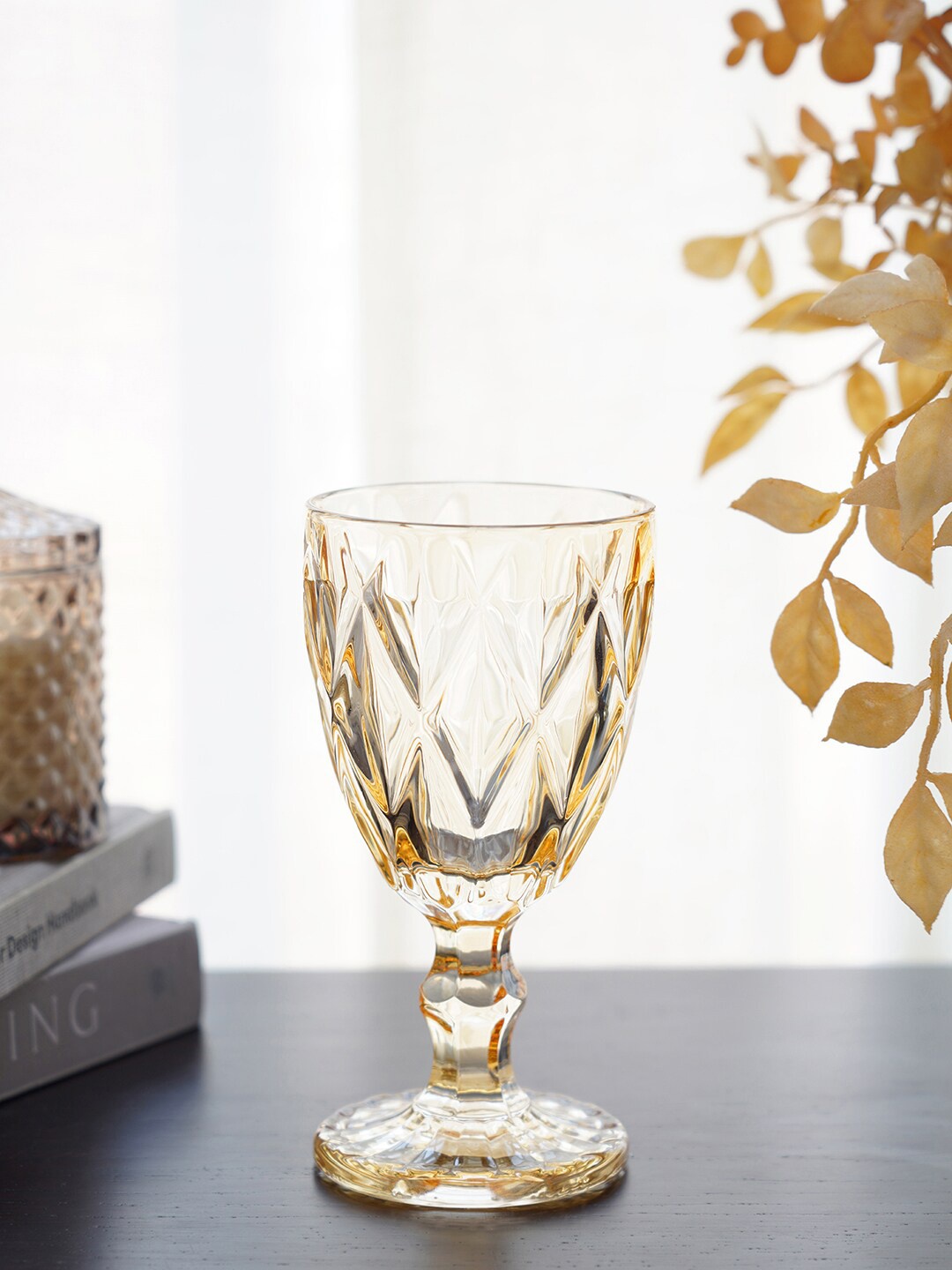 

Pure Home and Living Gold Set Of 6 Textured Wine Glasses