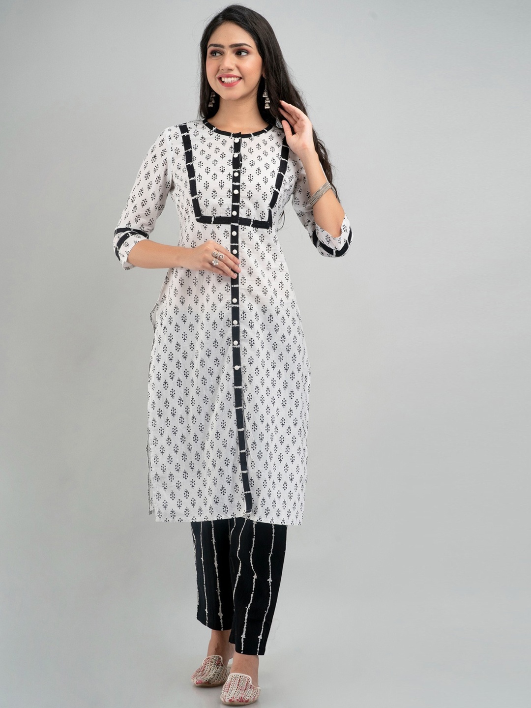 

Sutidora Women Ethnic Motifs Printed Pure Cotton Kurta with Trousers, White