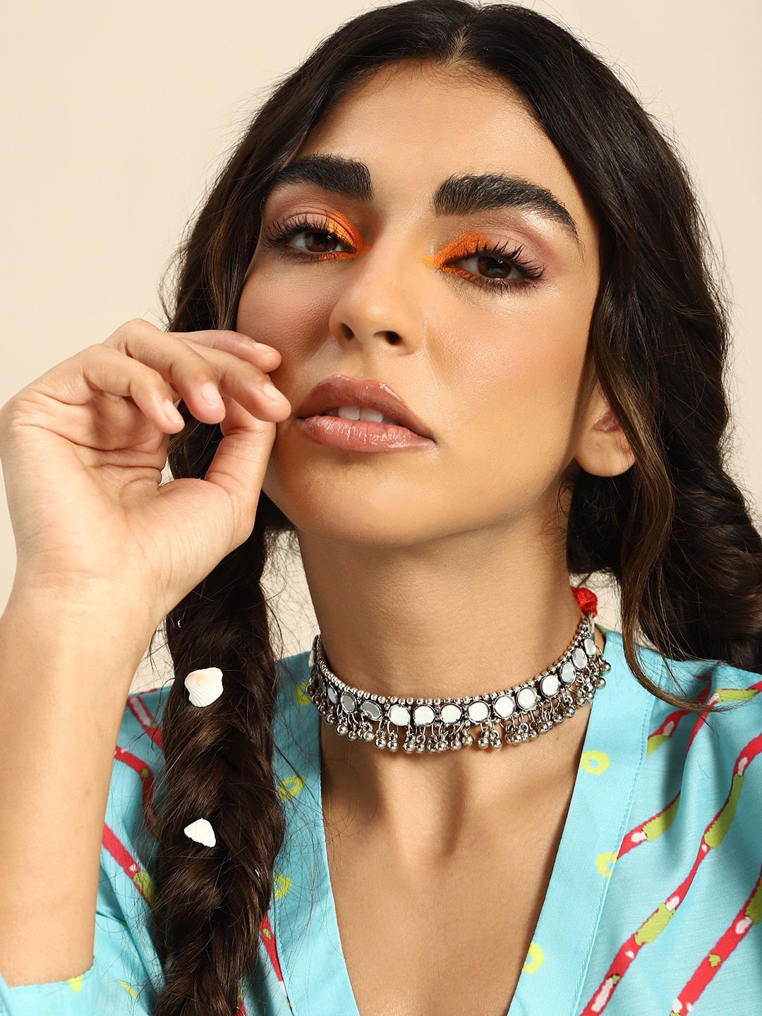 

Sangria Silver-Toned Mirror Necklace