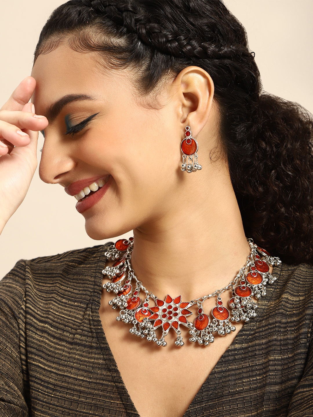 

Sangria Silver-Toned & Orange Enamelled Jewellery Set