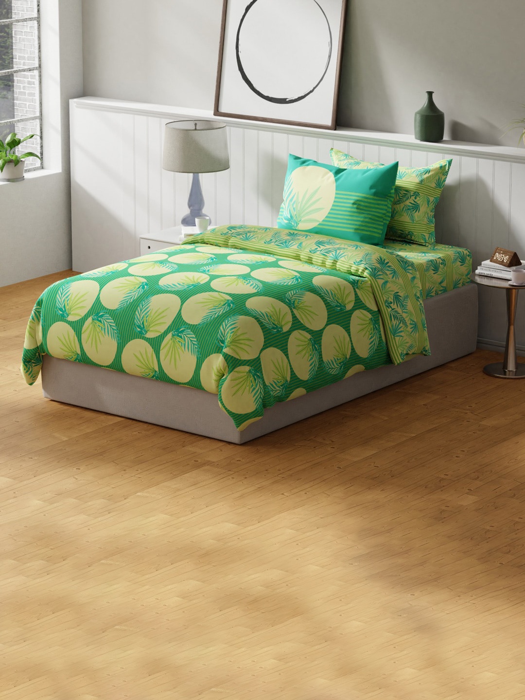 

United Colors of Benetton 150 GSM Cotton Reversible Single Comforter, Sea green