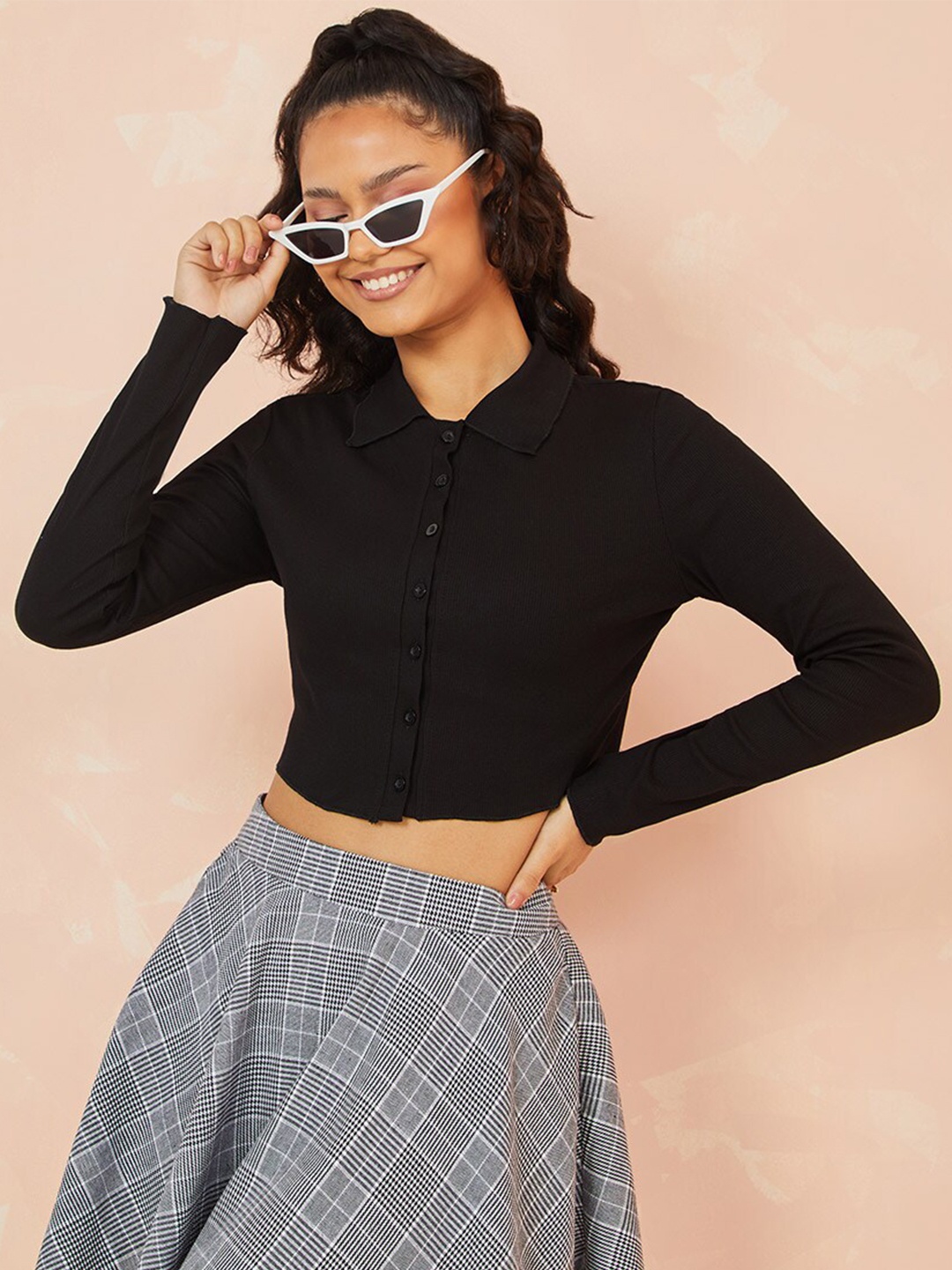 

Styli Women Black Long Sleeves Knitted Crop Polo with Buttons