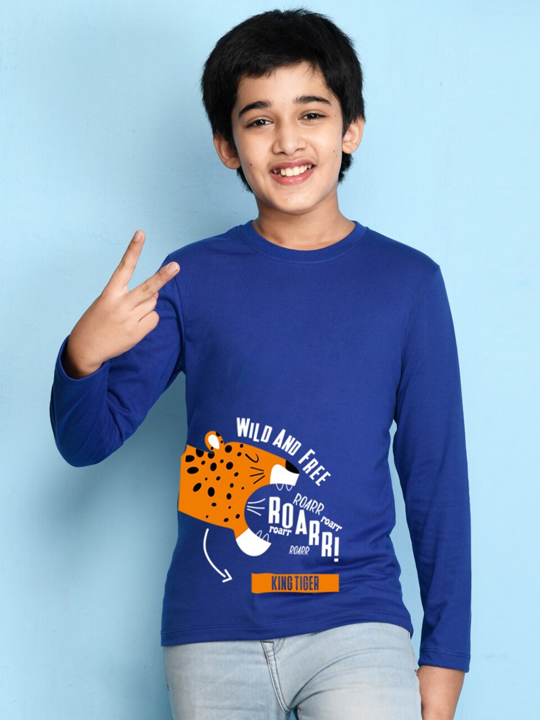 

NUSYL Boys Blue & White Printed T-shirt