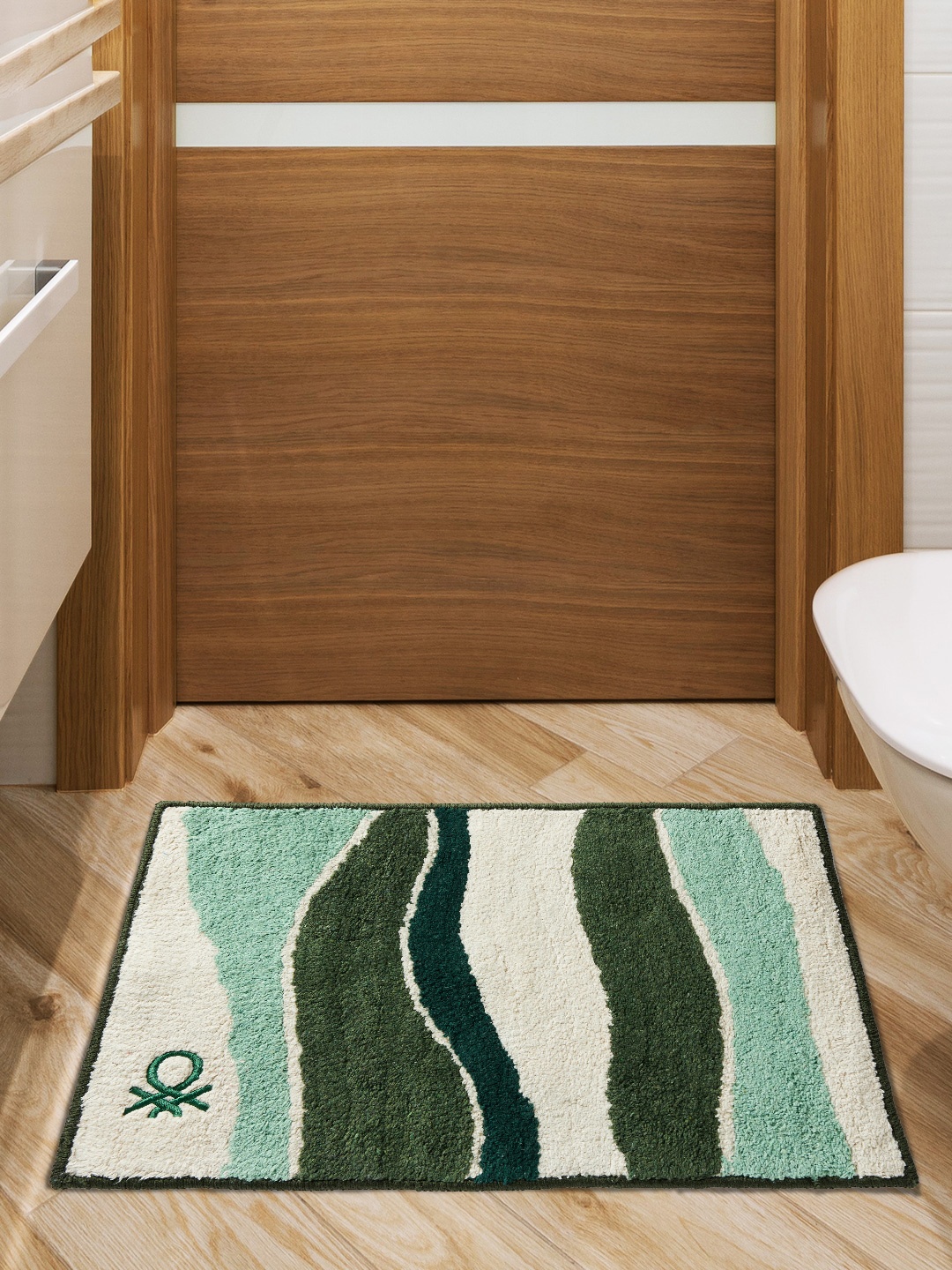 

United Colors of Benetton Green 2300 GSM Safari Cotton Anti-skid Bathmat