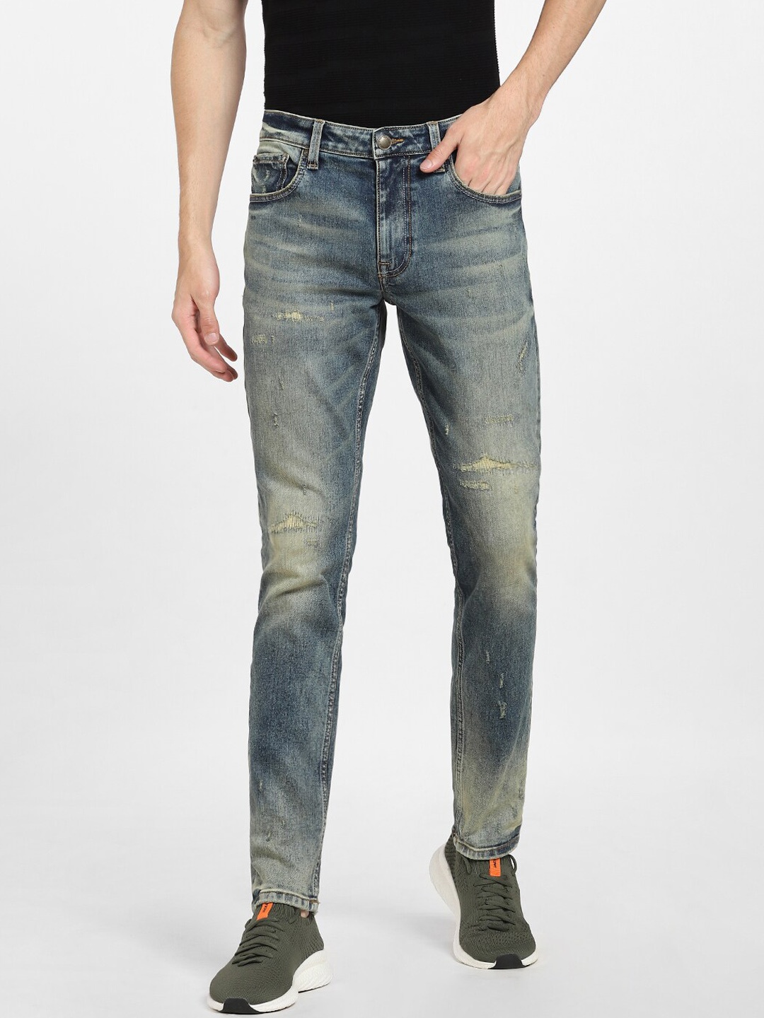 

Jack & Jones Men Blue Low Distress Heavy Fade Jeans