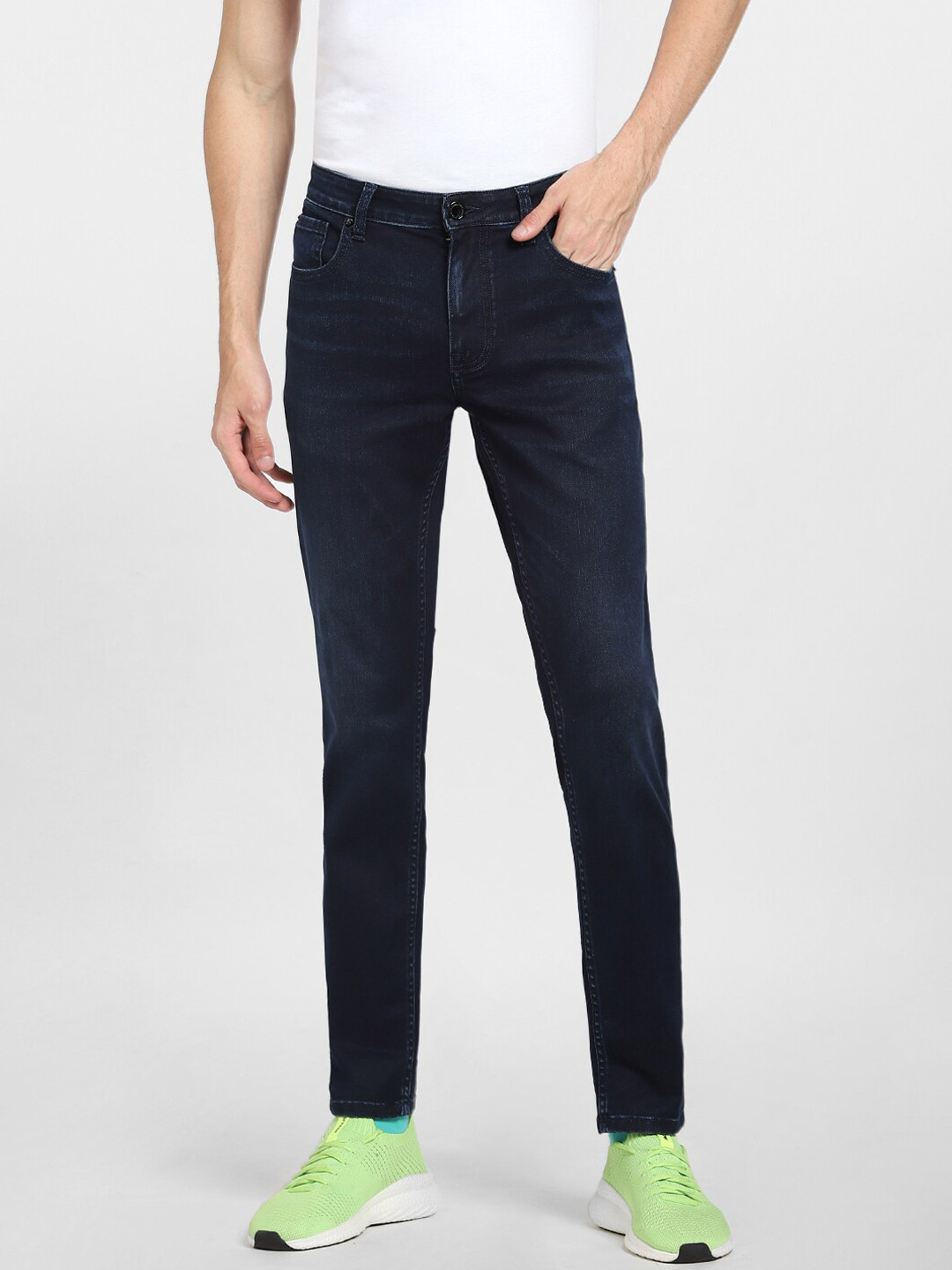 

Jack & Jones Men Navy Blue Regular Fit Low-Rise No Fade Jeans