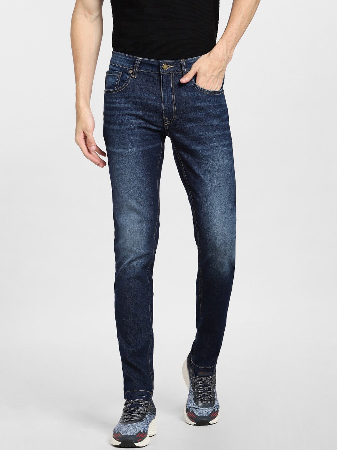 

Jack & Jones Men Navy Blue Regular Fit Low-Rise Light Fade Jeans