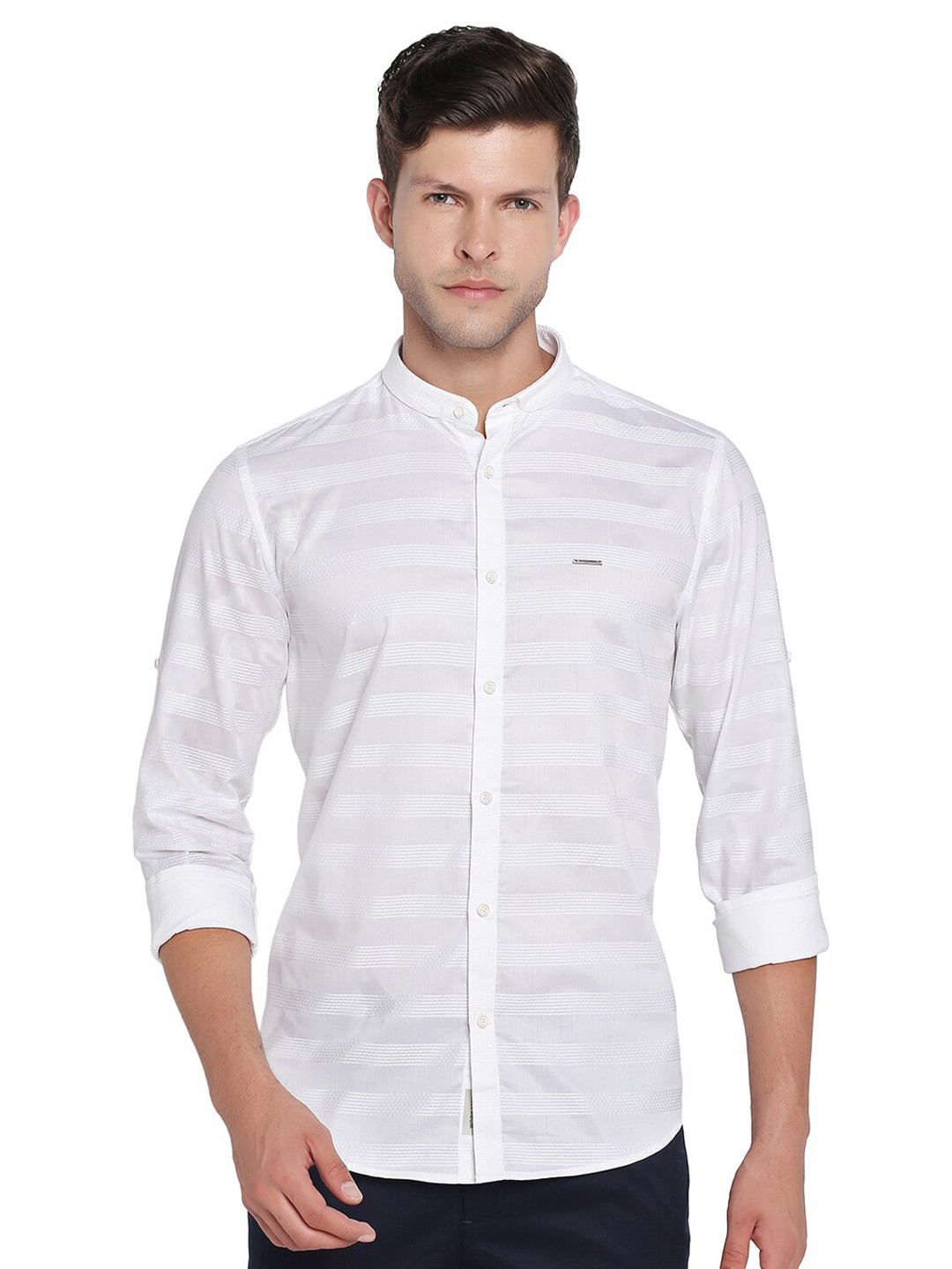 

Blackberrys Men White Slim Fit Horizontal Stripes Striped Cotton Casual Shirt