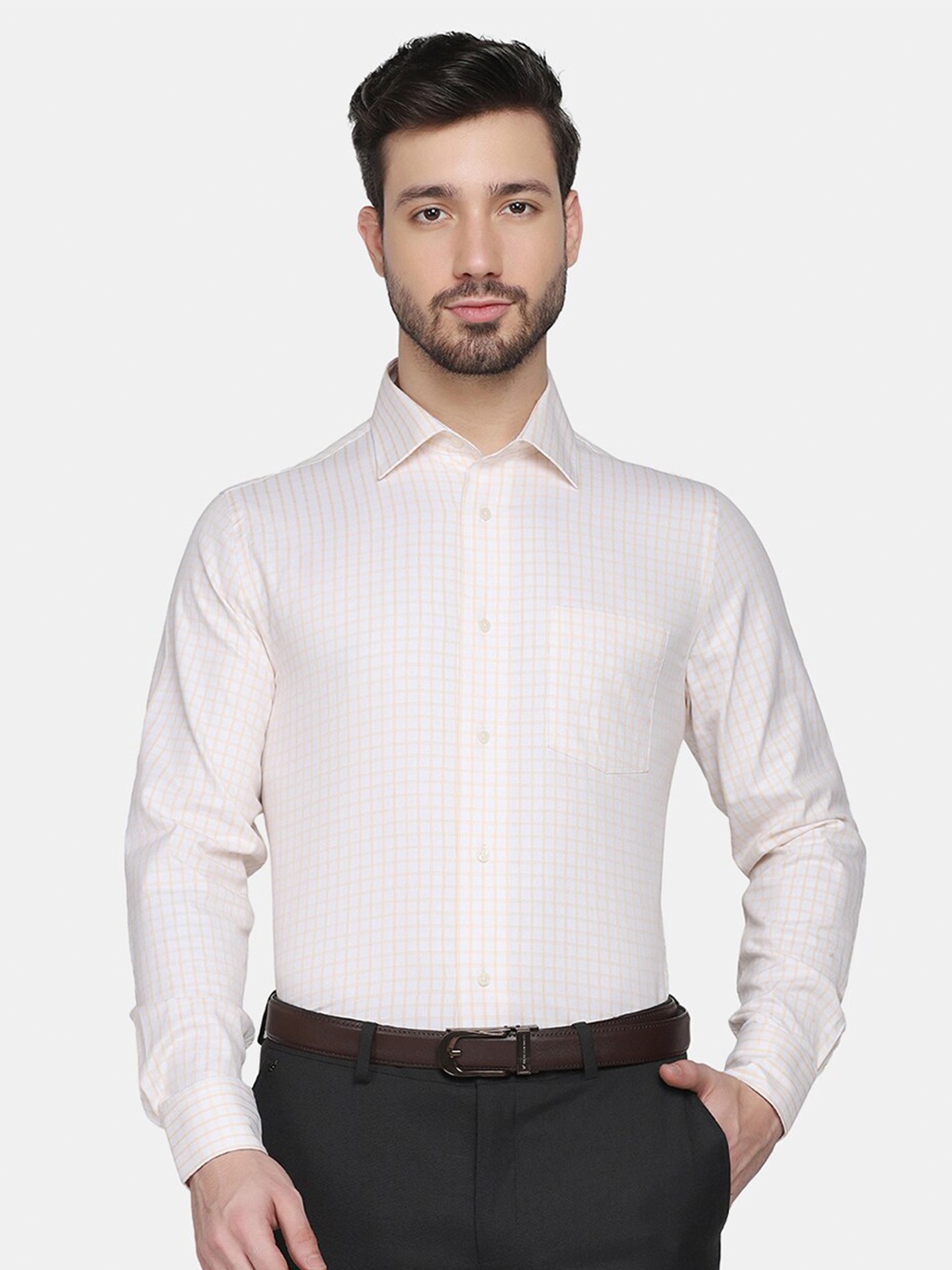 

Blackberrys Men Cream-Coloured Slim Fit Micro Checked Casual Shirt