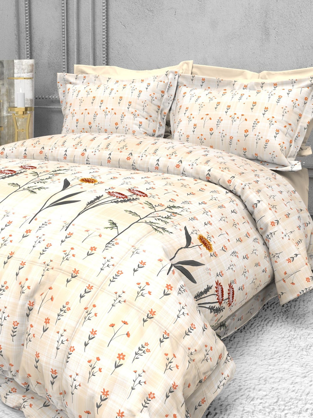 

THE WHITE MOSS Floral 220 TC Cotton King Bedsheet with 2 Pillow Covers, Beige