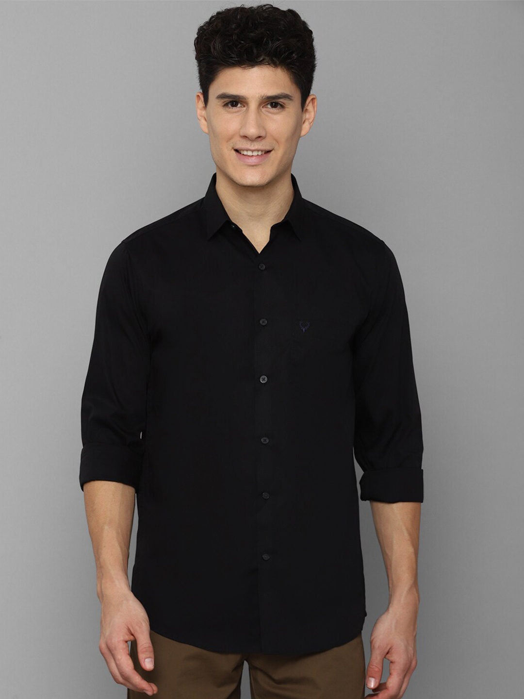 

Allen Solly Men Black Comfort Slim Fit Casual Pure cotton Shirt