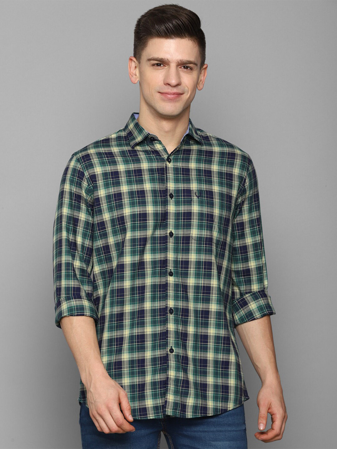 

Allen Solly Men Pure cotton Green Slim Fit Tartan Checks Checked Casual Shirt