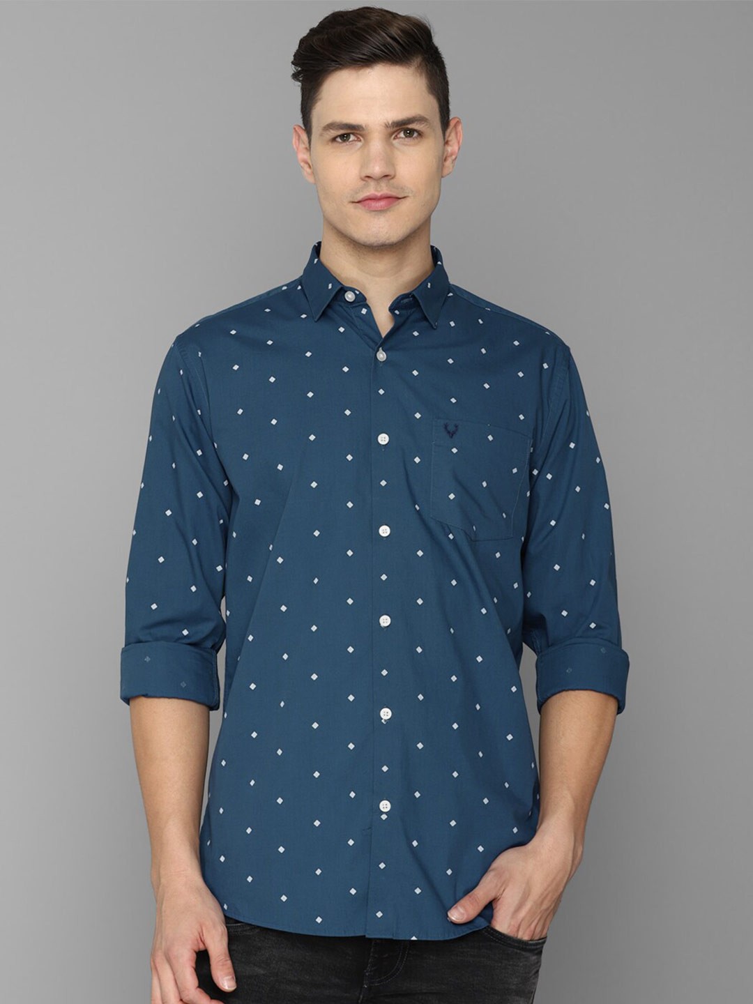 

Allen Solly Men Teal Pure cotton Slim Fit Printed Casual Shirt
