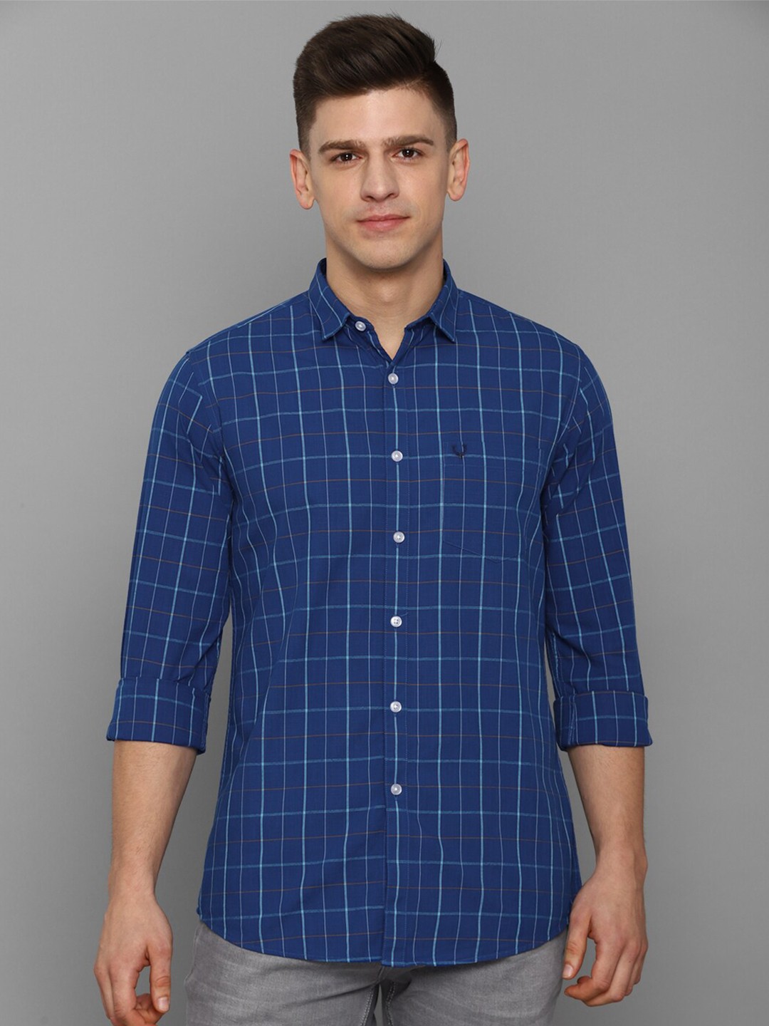

Allen Solly Men Blue Pure Cotton Slim Fit Checked Casual Shirt