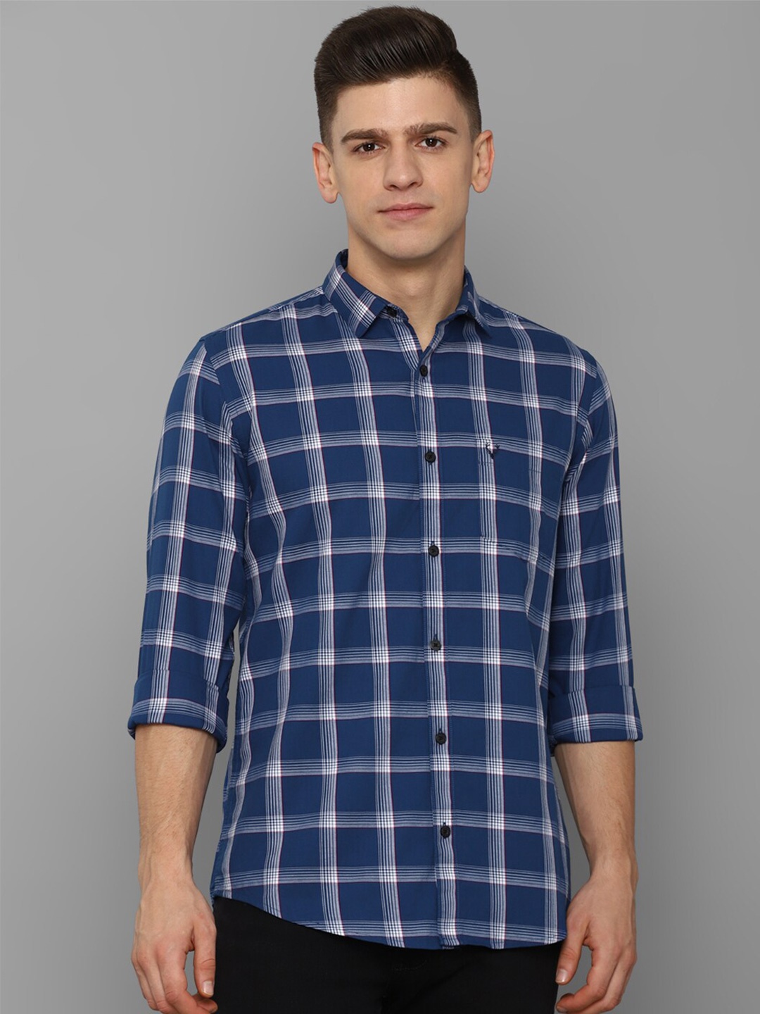 

Allen Solly Men Blue Cotton Slim Fit Checked Casual Shirt