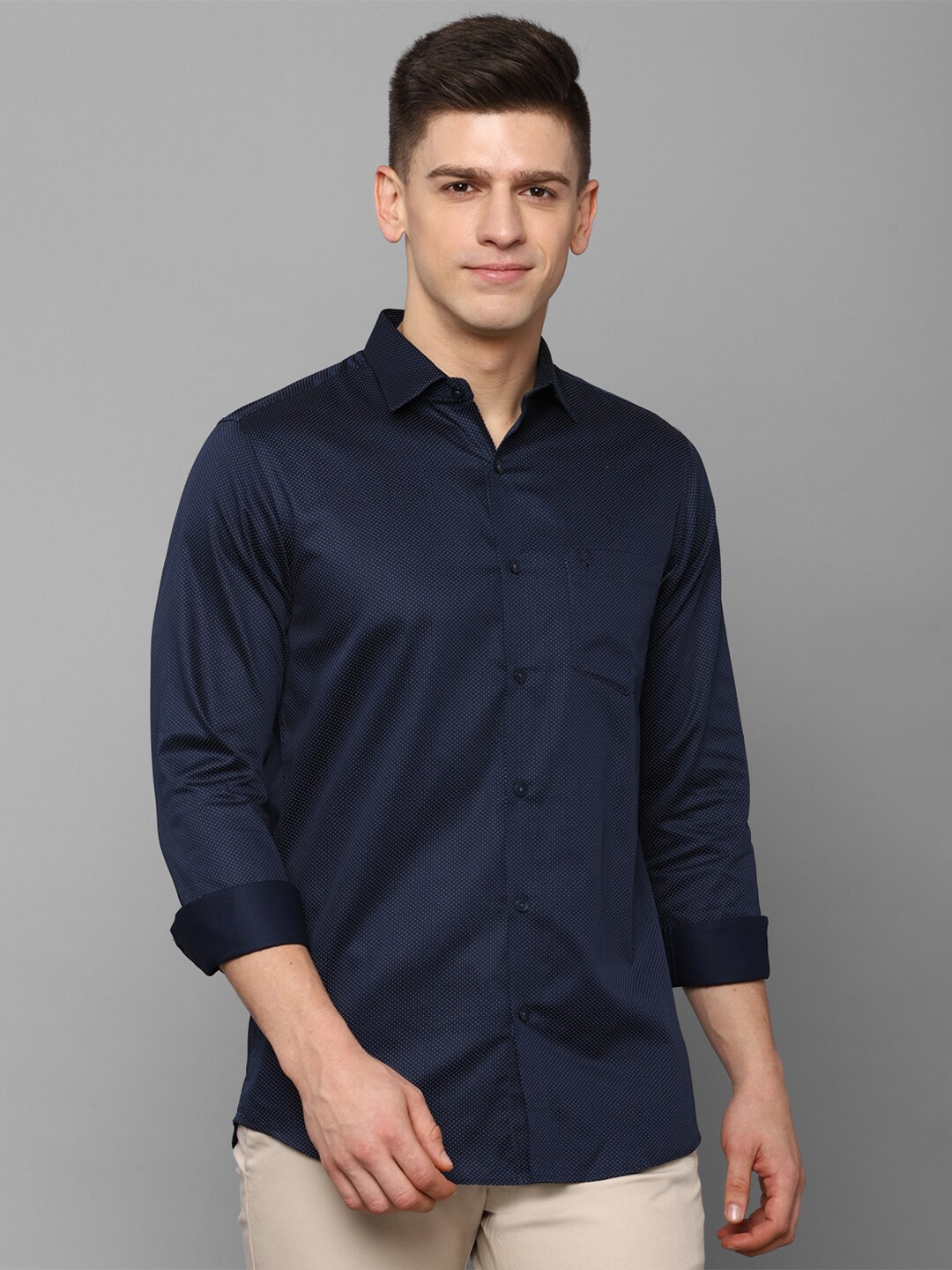 

Allen Solly Men Navy Blue Slim Fit Printed Casual Cotton Shirt