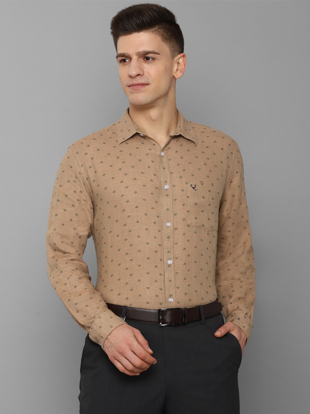 

Allen Solly Men Brown Linen Slim Fit Floral Printed Formal Shirt