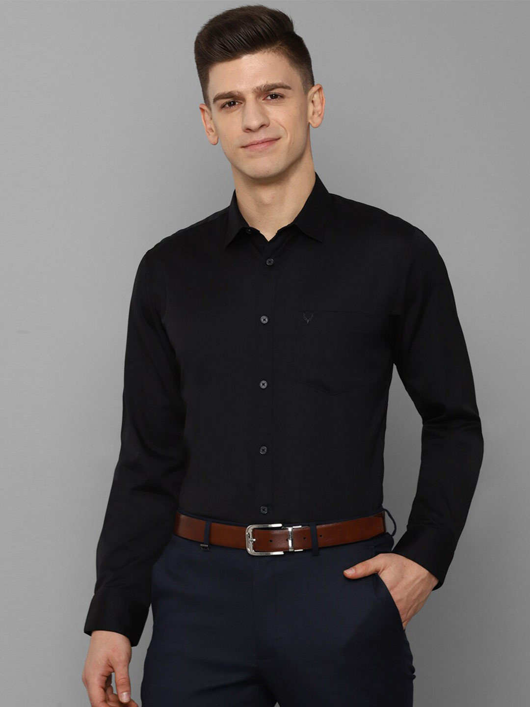

Allen Solly Men Black Pure Cotton Slim Fit Formal Shirt