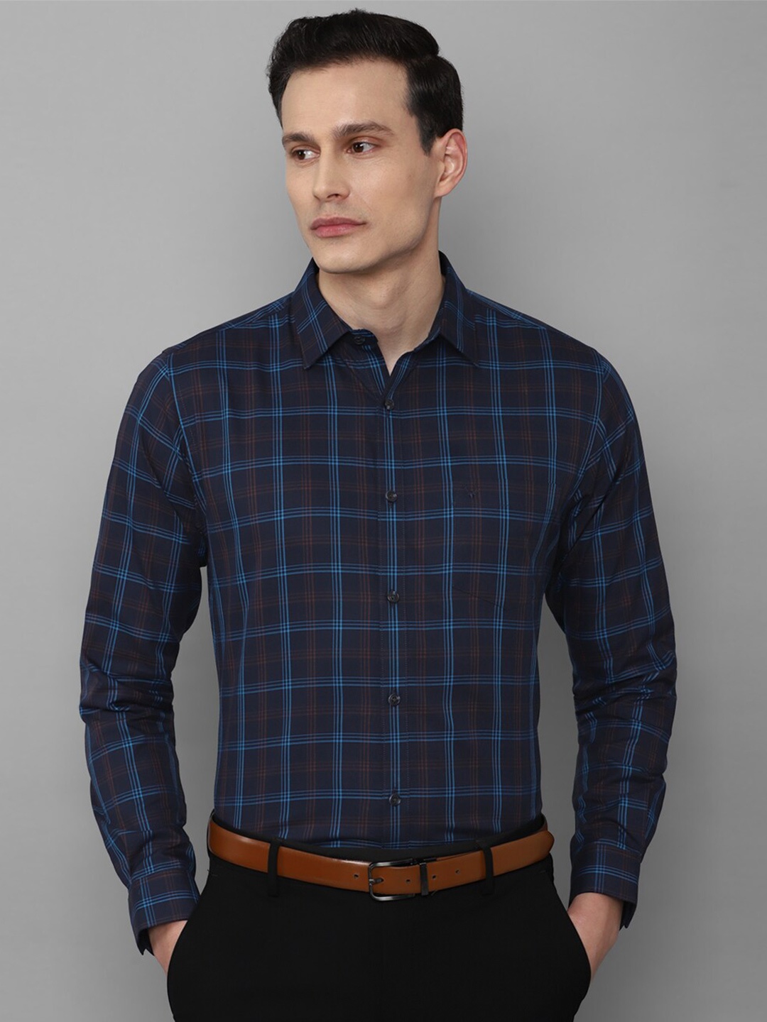 

Allen Solly Men Navy Blue Slim Fit Tartan Checked Cotton Formal Shirt