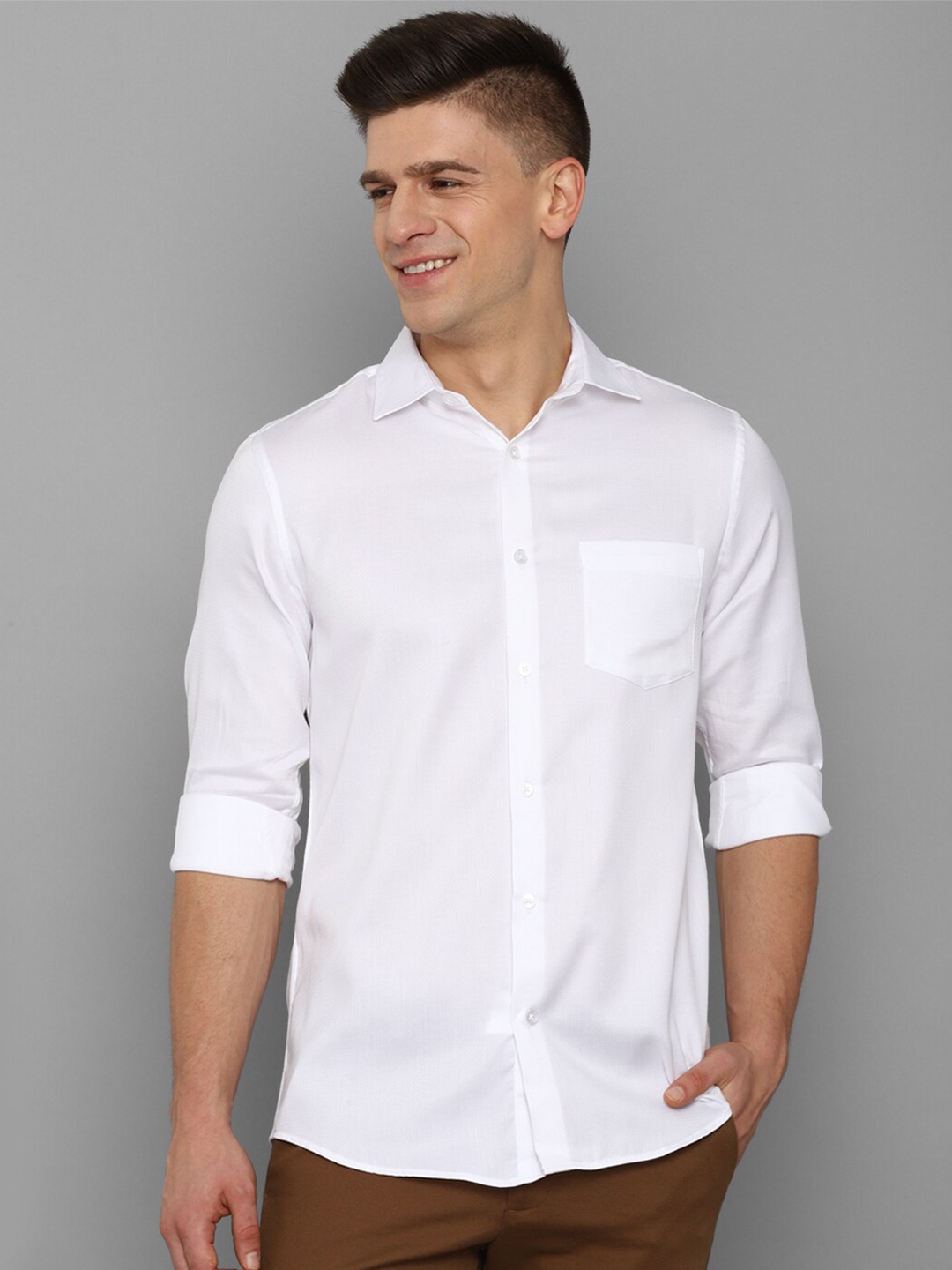 

Allen Solly Men White Slim Fit Cotton Casual Shirt