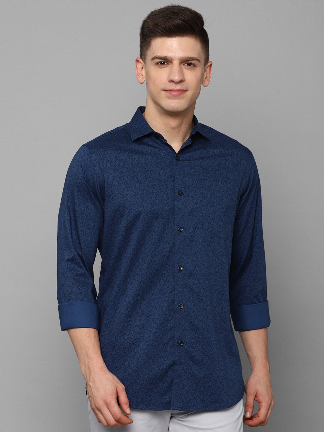 

Allen Solly Men Navy Blue Slim Fit Printed Cotton Casual Shirt