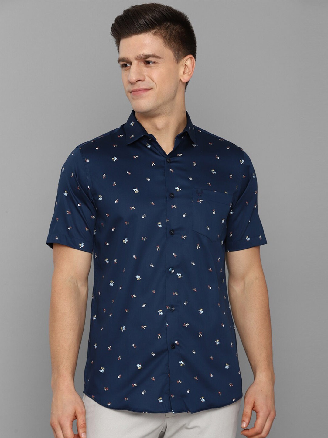

Allen Solly Men Navy Blue Slim Fit Floral Printed Casual Cotton Shirt