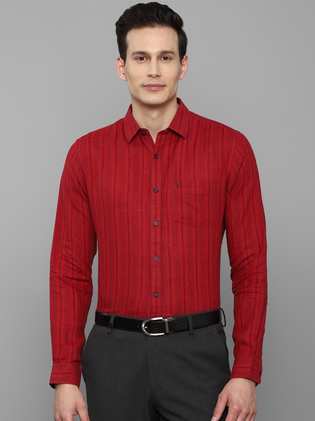 

Allen Solly Men Red Slim Fit Striped Linen Formal Shirt