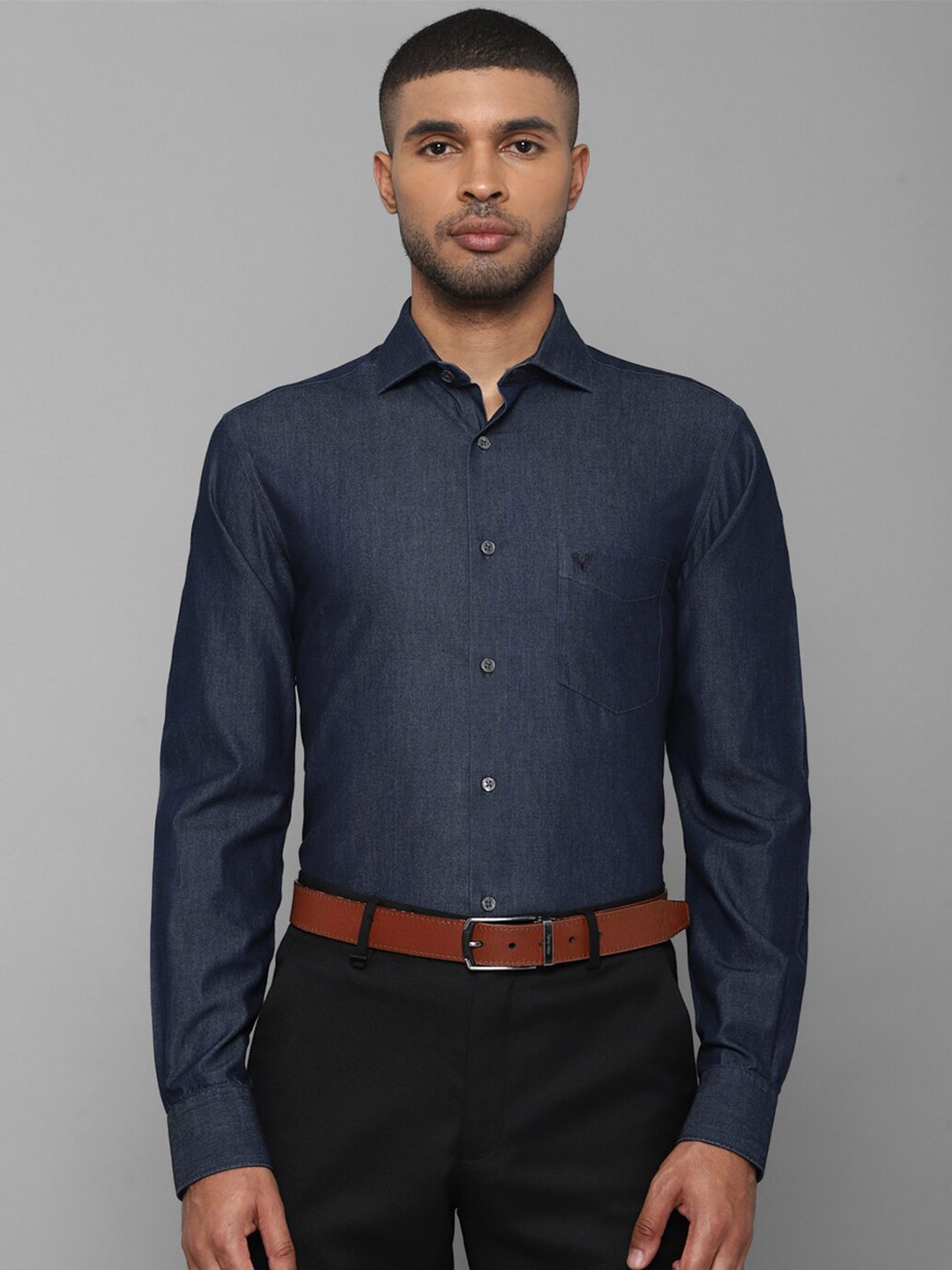 

Allen Solly Men Navy Blue Slim Fit Formal Cotton Shirt