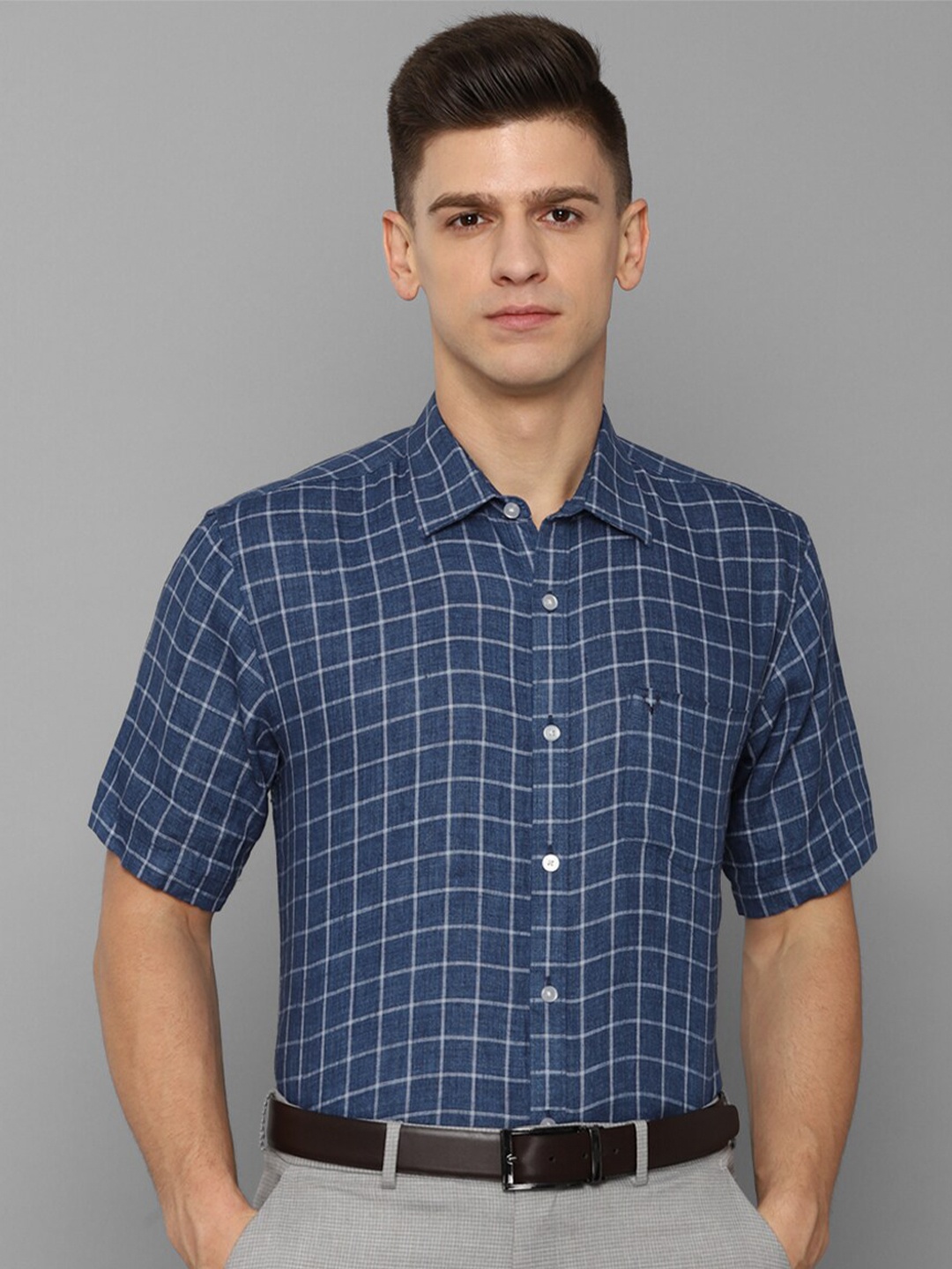 

Allen Solly Men Navy Blue Slim Fit Checked Linen Formal Shirt
