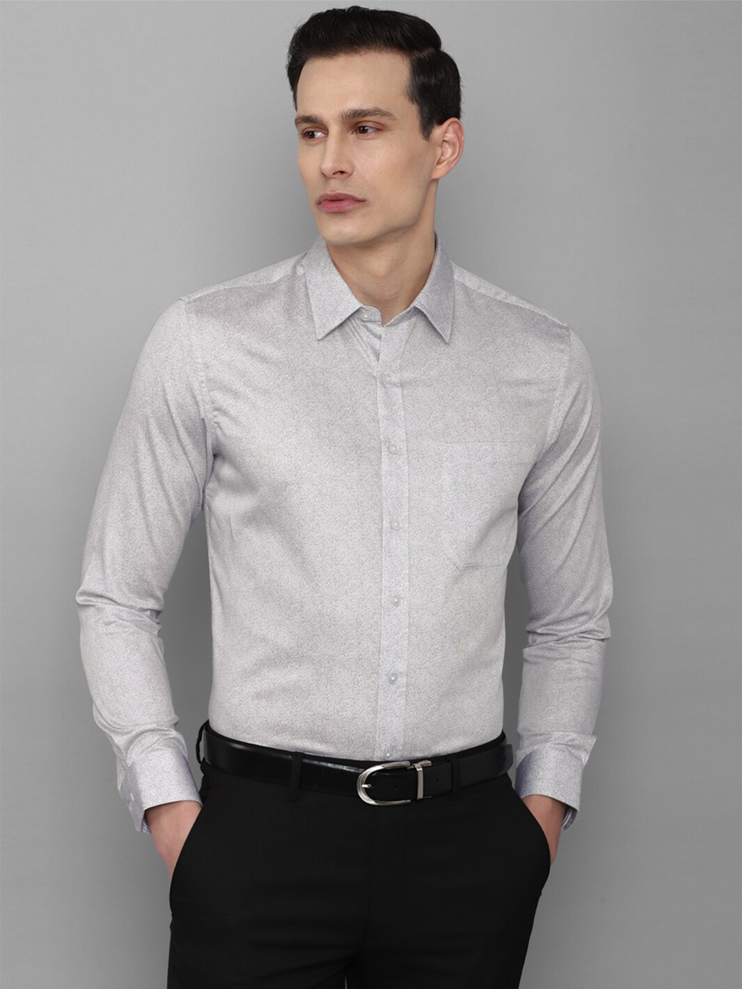 

Louis Philippe Men Grey Solid Slim Fit Cotton Formal Shirt