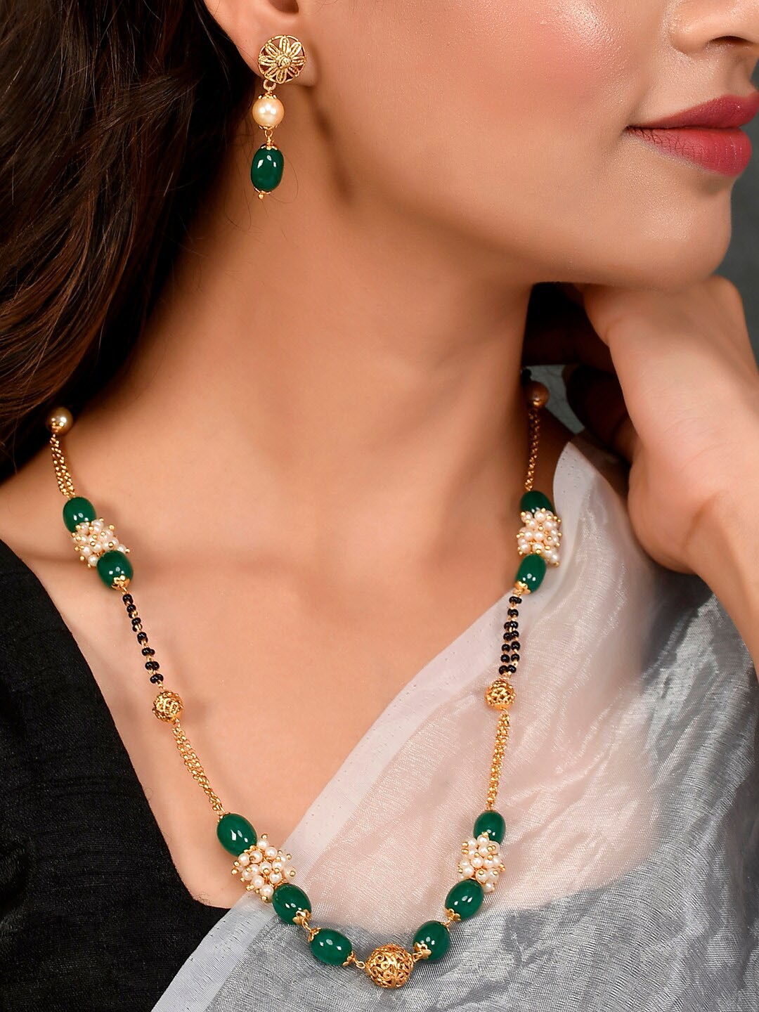 

AQUASTREET JEWELS Gold-Plated & Green Stone Studded Jewellery Set