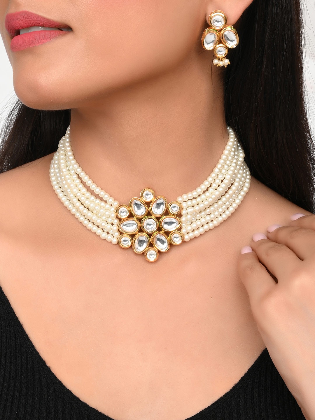 

AQUASTREET JEWELS Gold-Plated White Kundan-Studded Jewellery Set