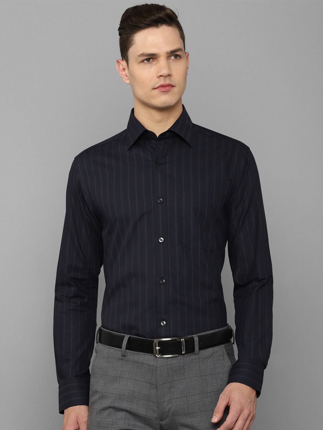 

Louis Philippe Men Navy Blue Striped Formal Shirt