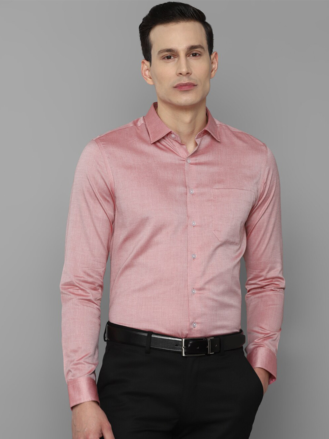 

Louis Philippe Men Pink Slim Fit Formal Shirt