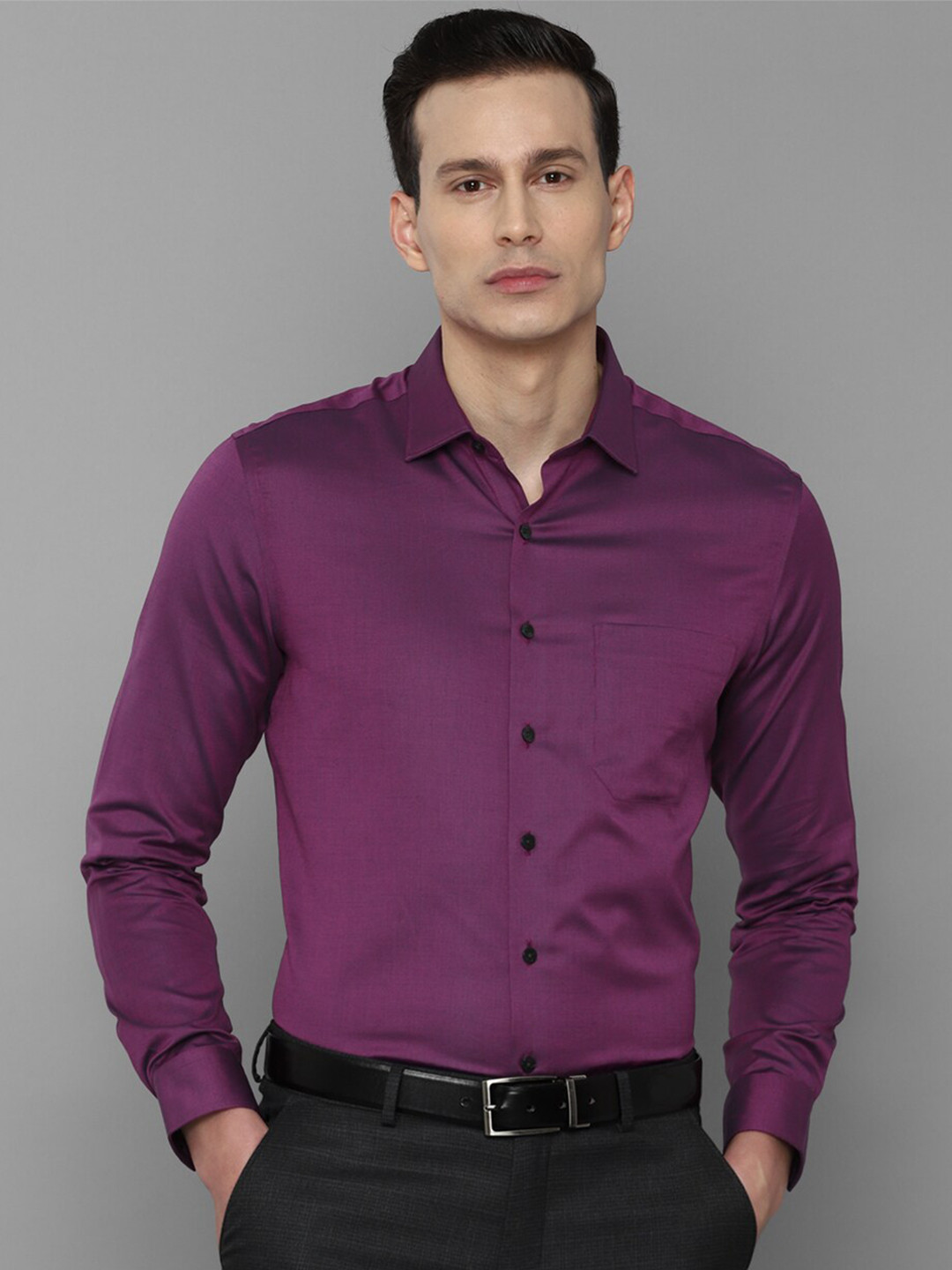 

Louis Philippe Men Purple Slim Fit Pure Cotton Formal Shirt
