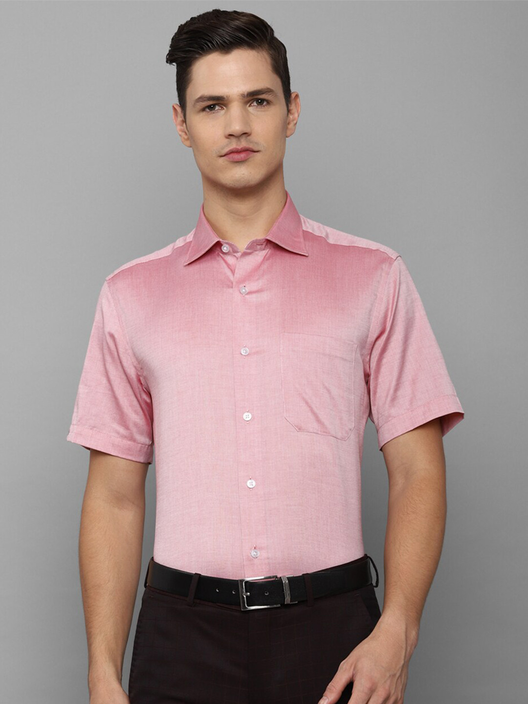 

Louis Philippe Gods & Kings Men Pink Solid Giza Cotton Formal Shirt