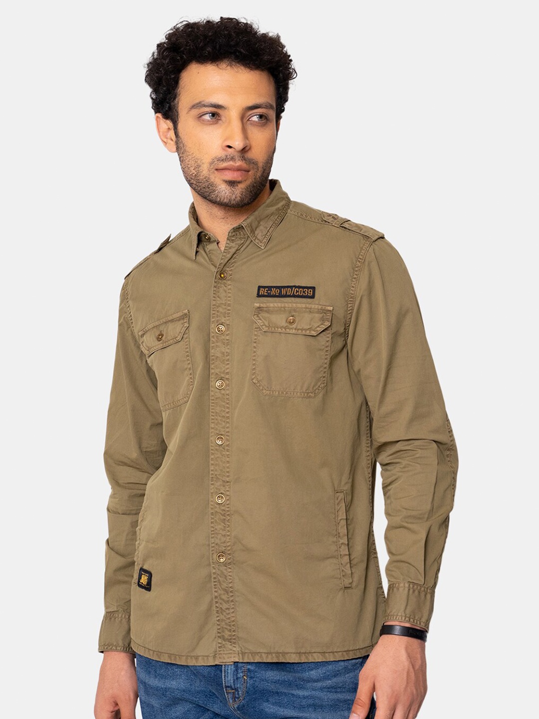 

Royal Enfield Men Brown Solid Cotton Side Welt Pocket Casual Shirt