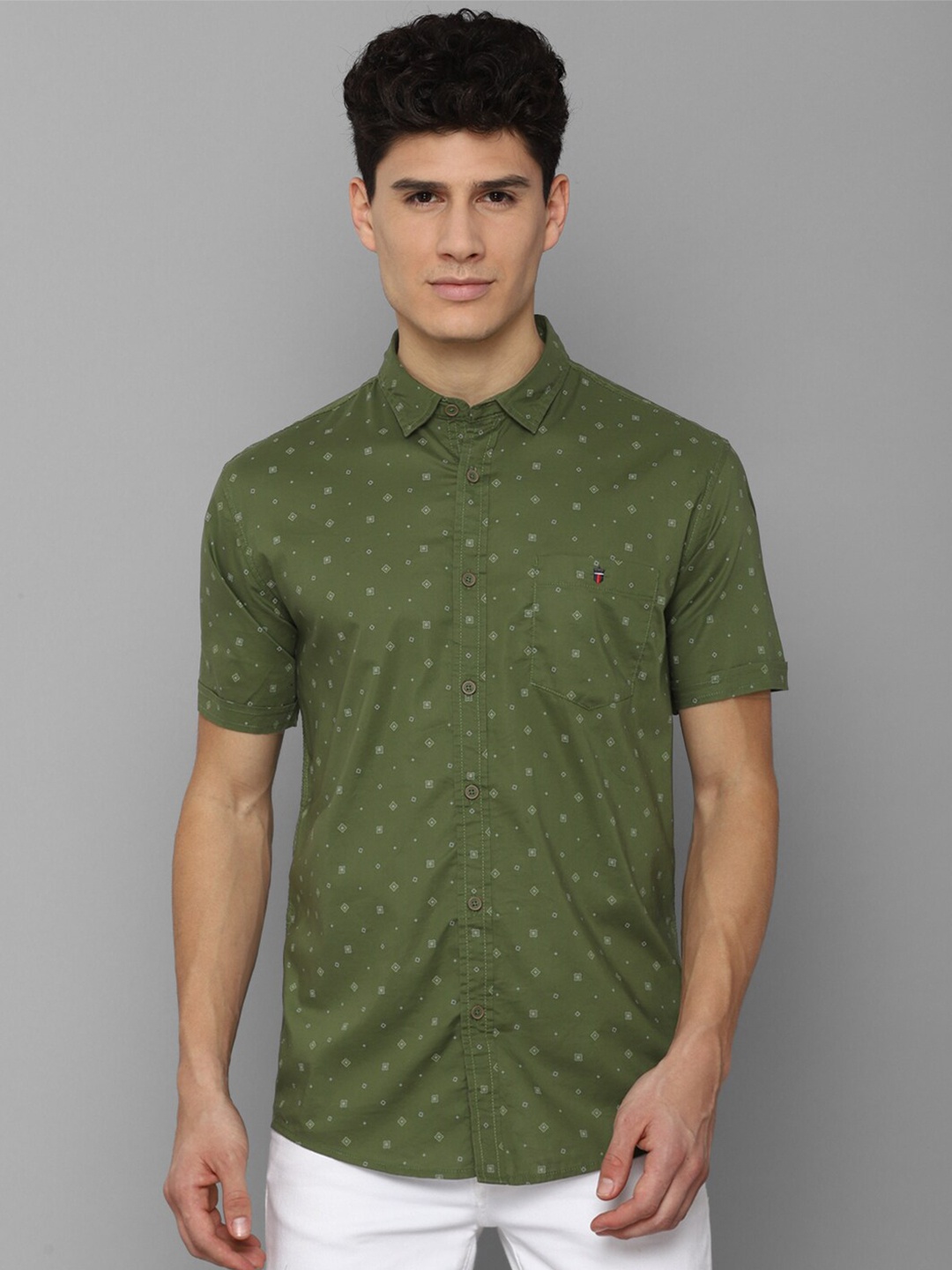 

Louis Philippe Jeans Men Olive Green Slim Fit Printed Casual Shirt