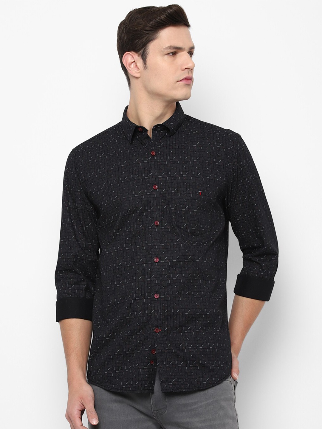 

Louis Philippe Sport Men Black Slim Fit Printed Pure Cotton Casual Shirt