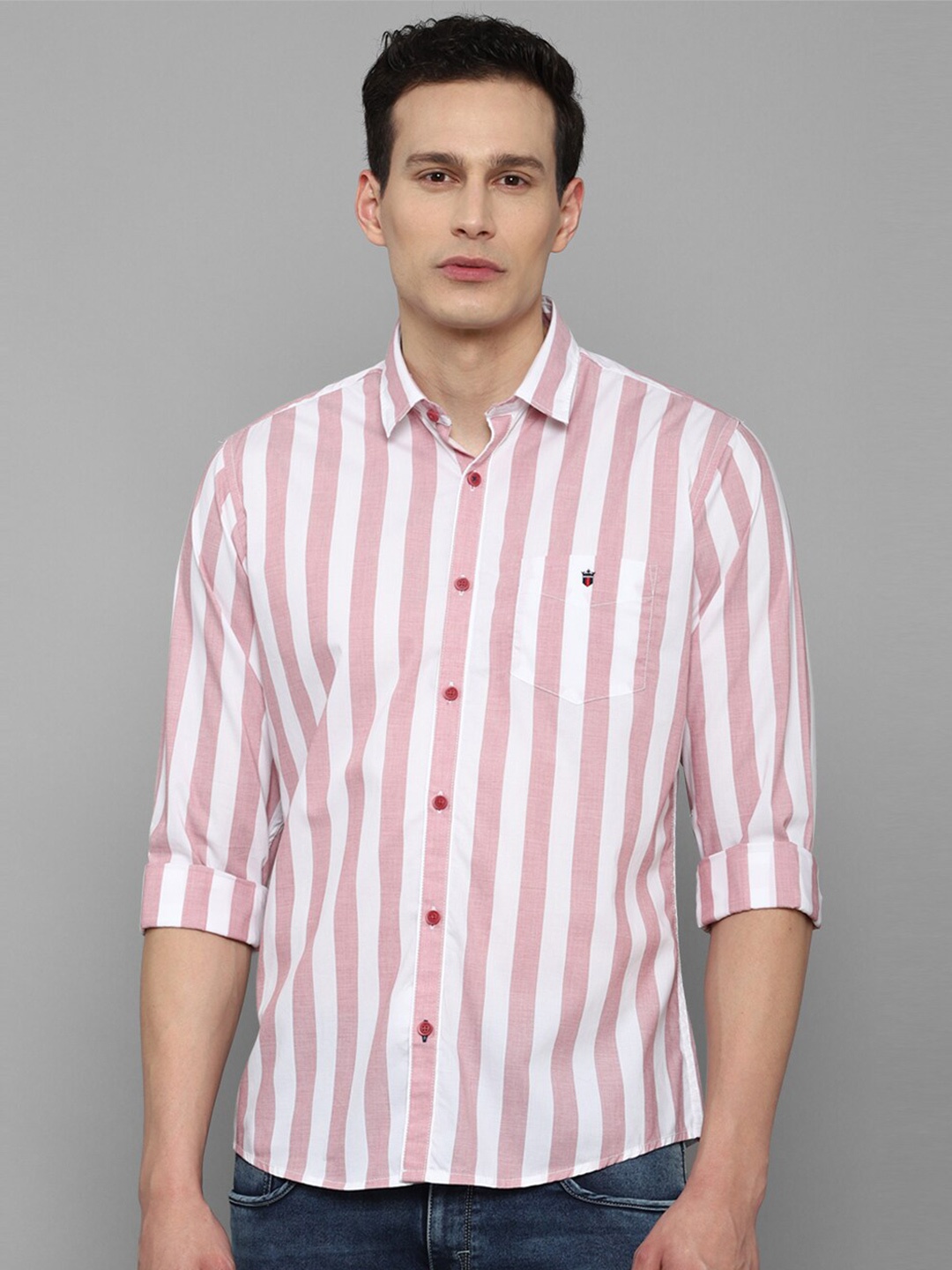 

Louis Philippe Sport Men Pink Slim Fit Striped Casual Shirt