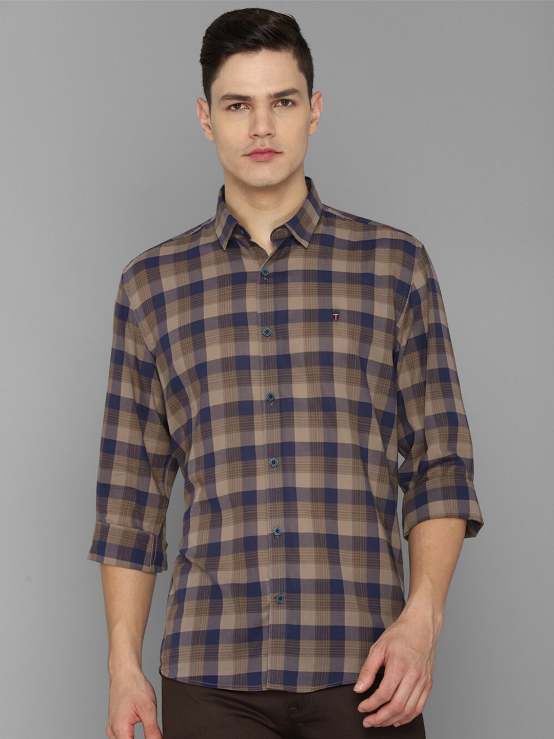 

Louis Philippe Sport Men Olive Green Slim Fit Checked Casual Shirt