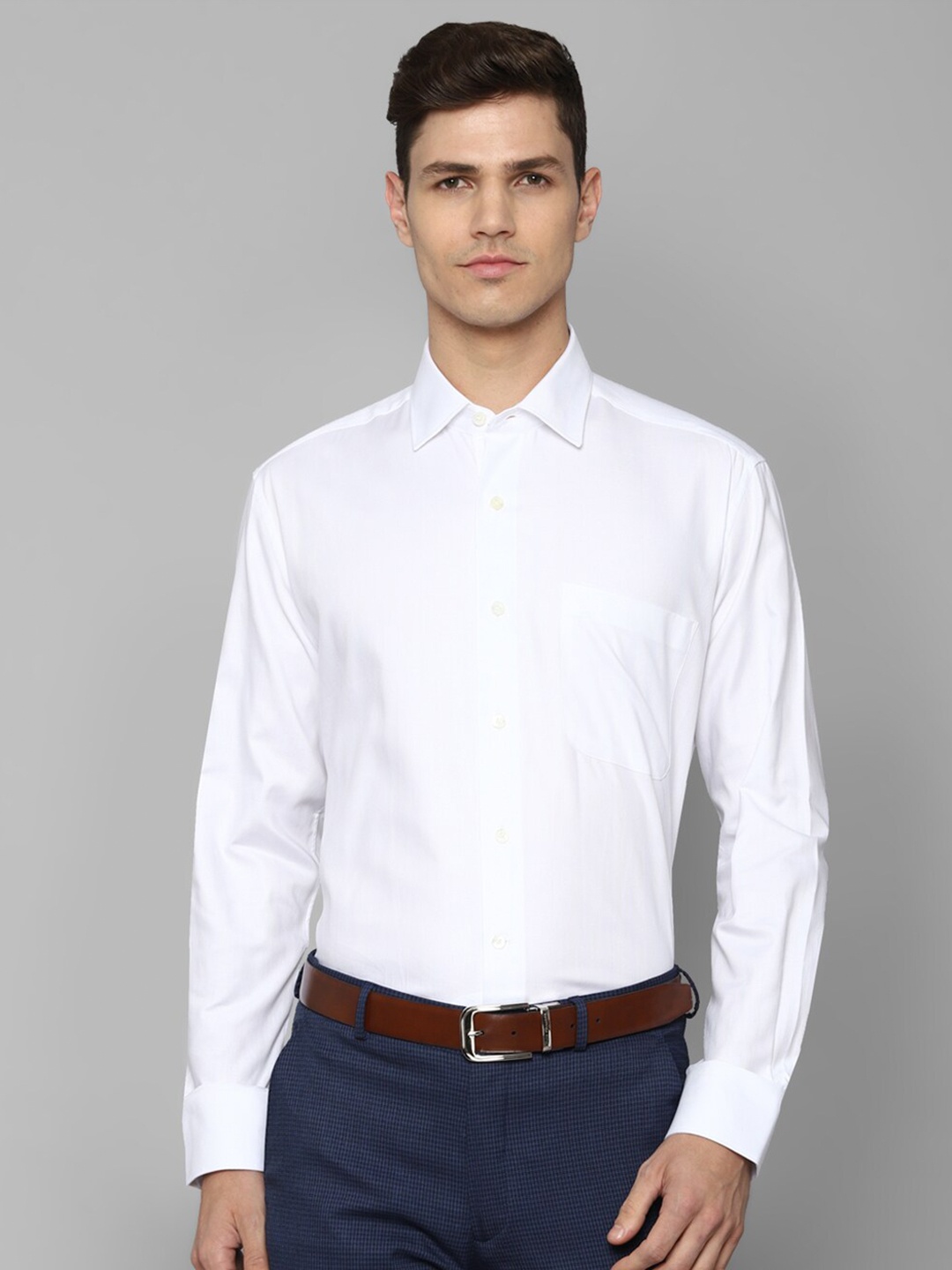 

Luxure by Louis Philippe Men White Pure cotton Formal Shirt