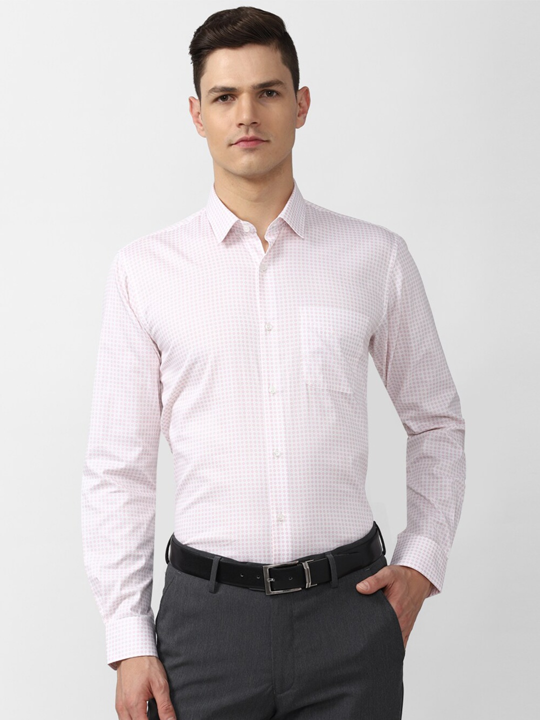 

Peter England Men Pink Geometric Print Regular Fit Cotton Formal Shirt