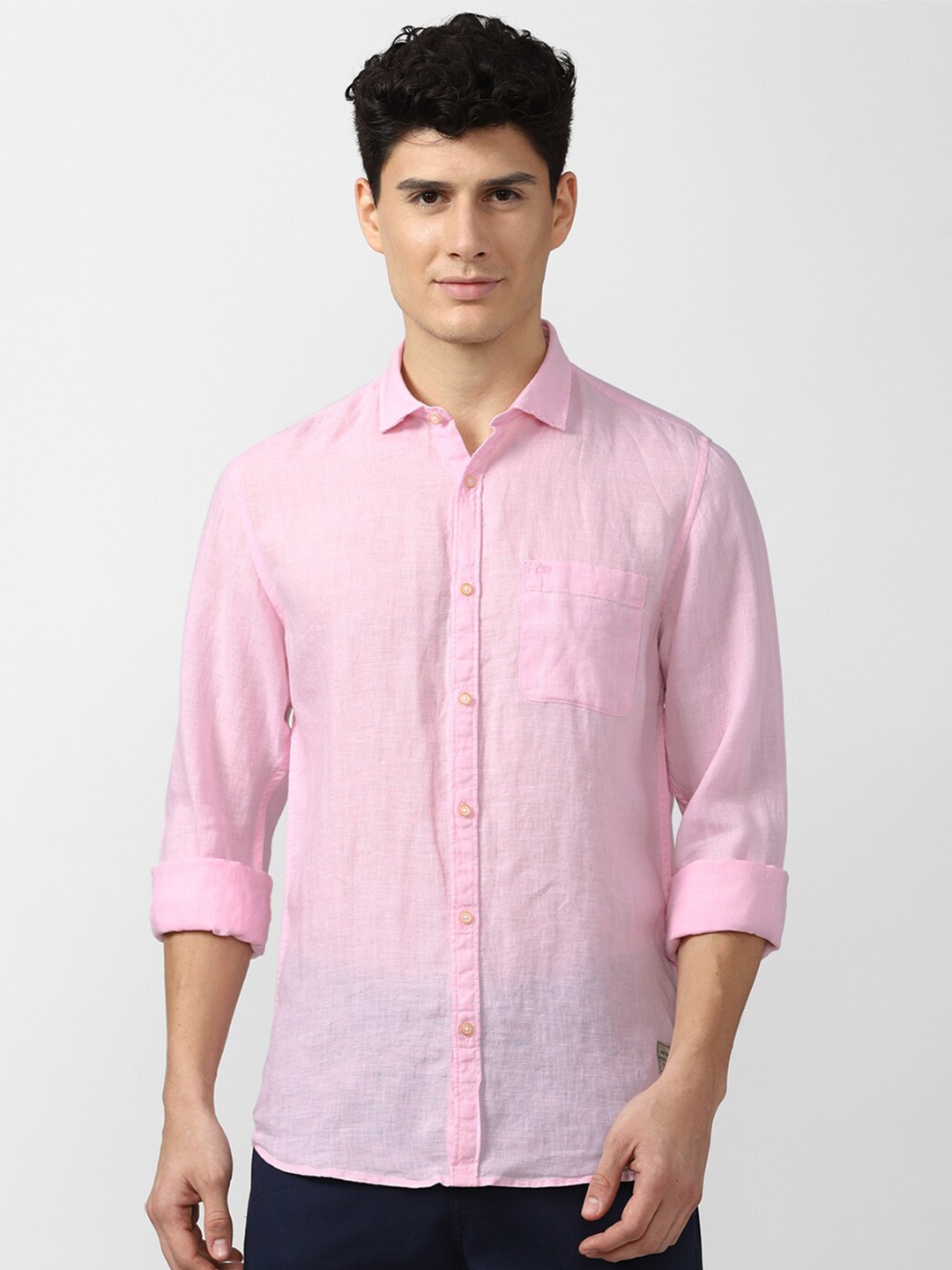 

Peter England Casuals Men Pink Slim Fit Pure Cotton Casual Shirt