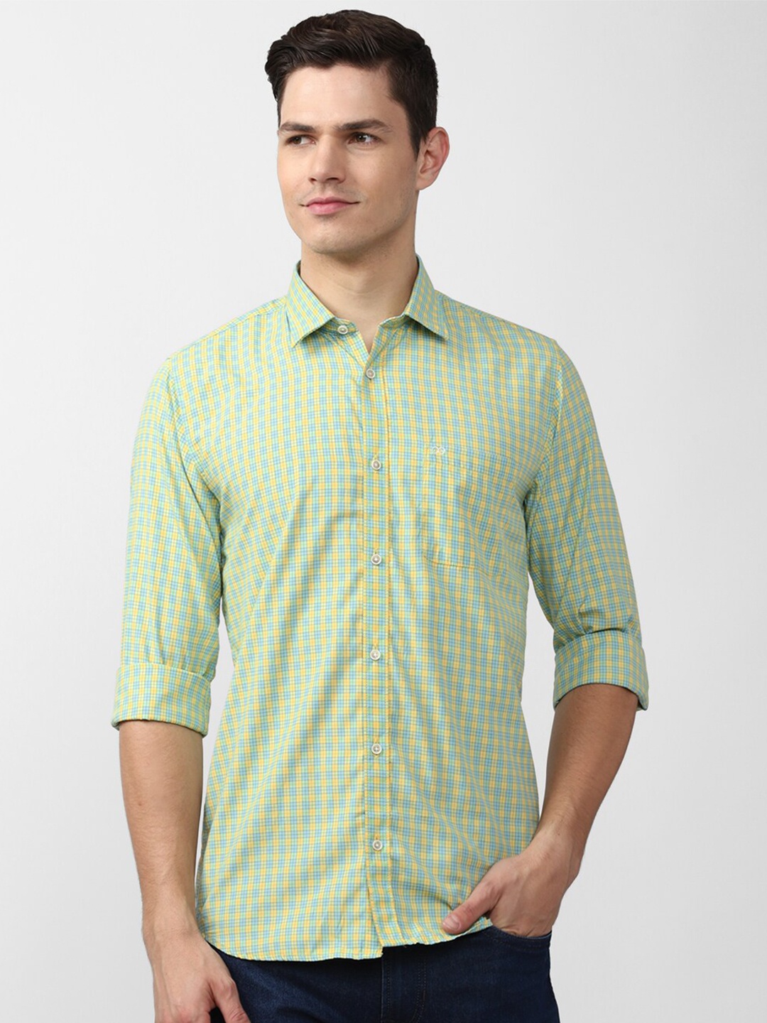 

Peter England Casuals Men Green Slim Fit Checked Casual Shirt