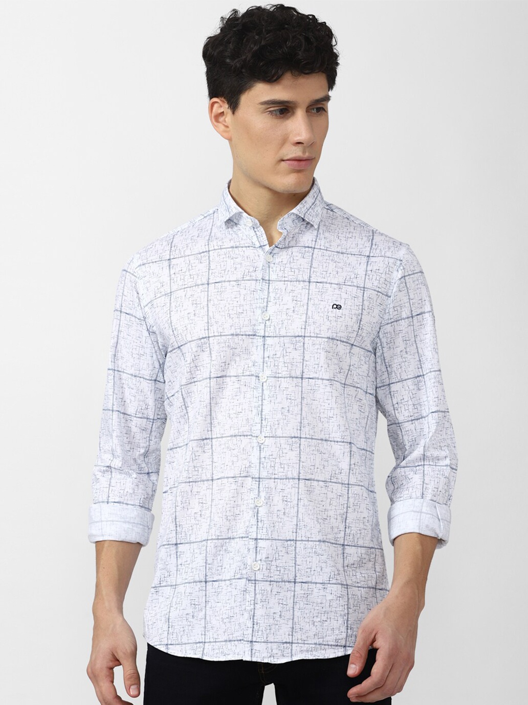 

Peter England Casuals Men Grey Slim Fit Checked Casual Shirt