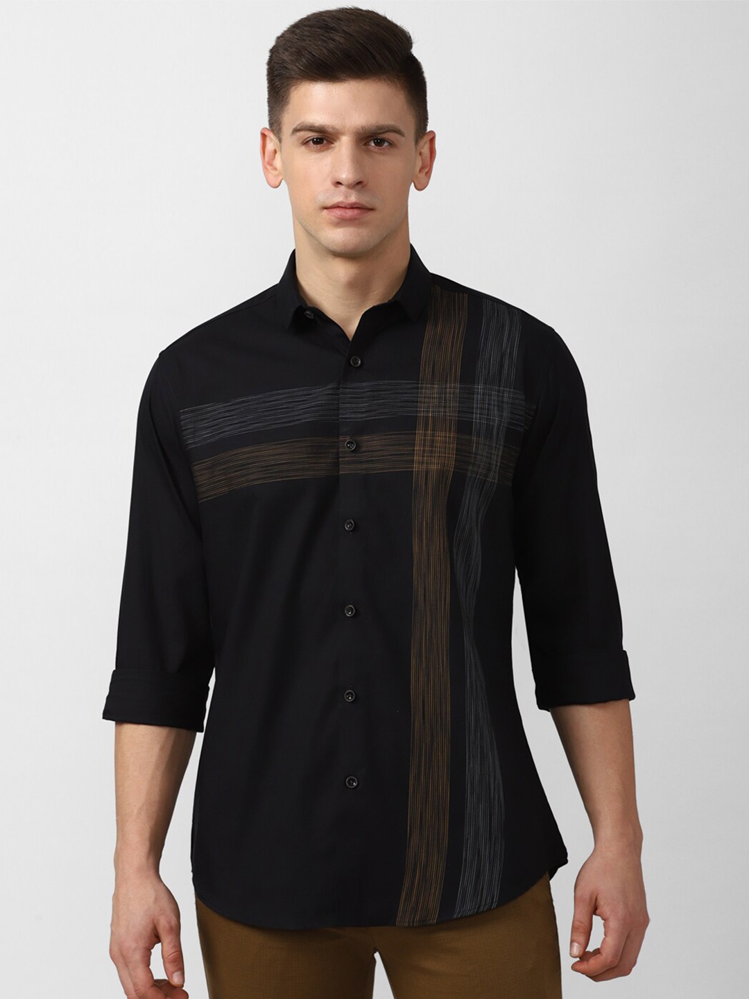 

V Dot Men Pure cotton Black Slim Fit Checked Casual Shirt