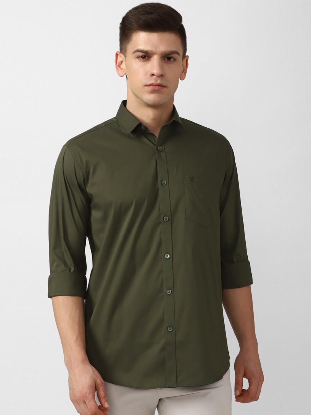 

V Dot Men Olive Green Solid Slim Fit Cotton Casual Shirt