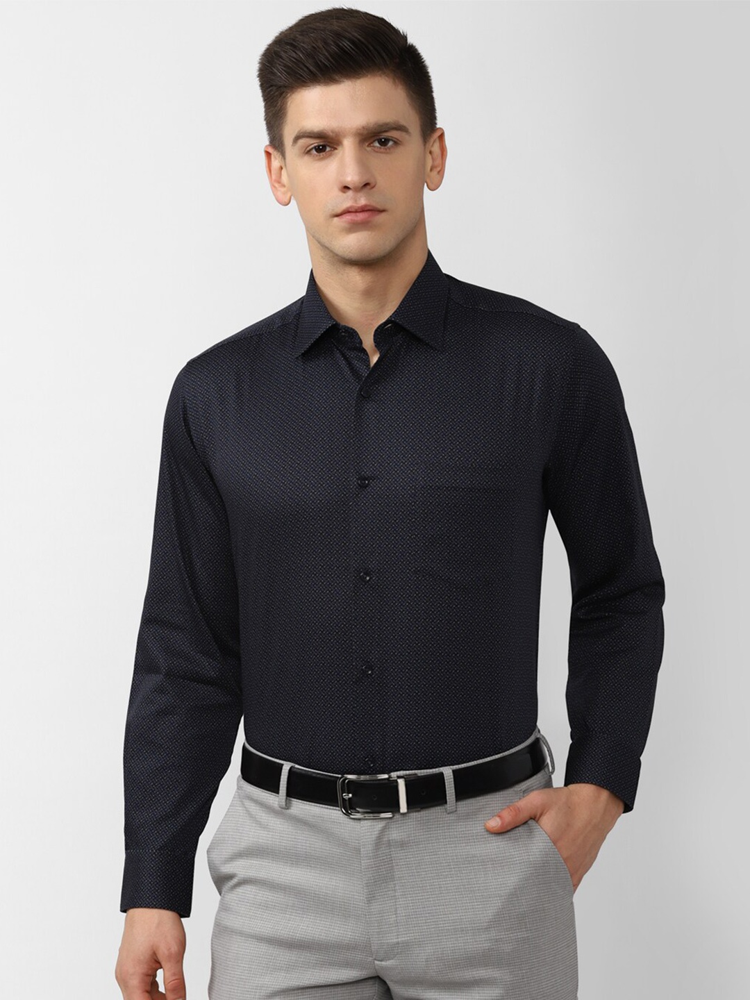 

Van Heusen Men Navy Blue Printed Cotton Formal Shirt