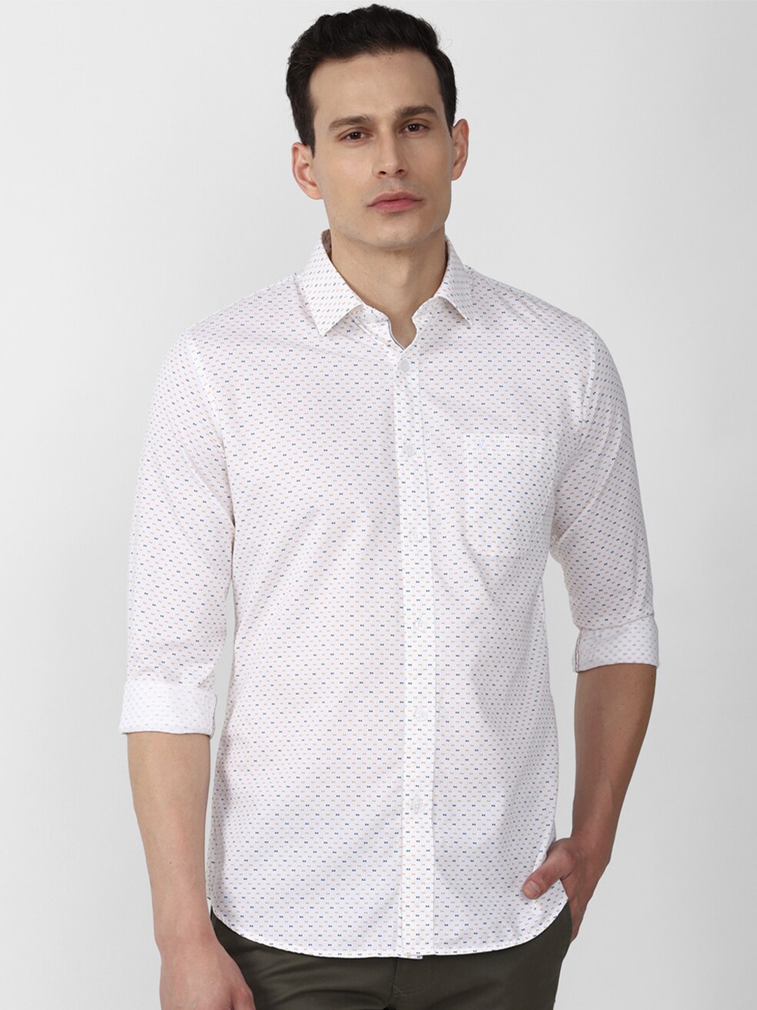 

Van Heusen Sport Men Pure cotton White Slim Fit Printed Casual Shirt